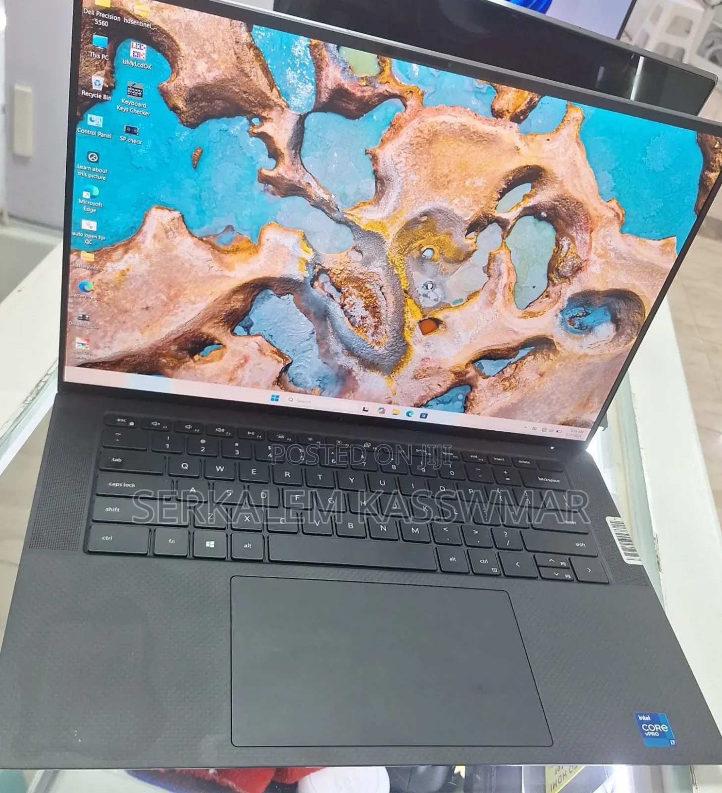 New Laptop Dell Precision 5560 16GB Intel Core i7 SSD 512GB