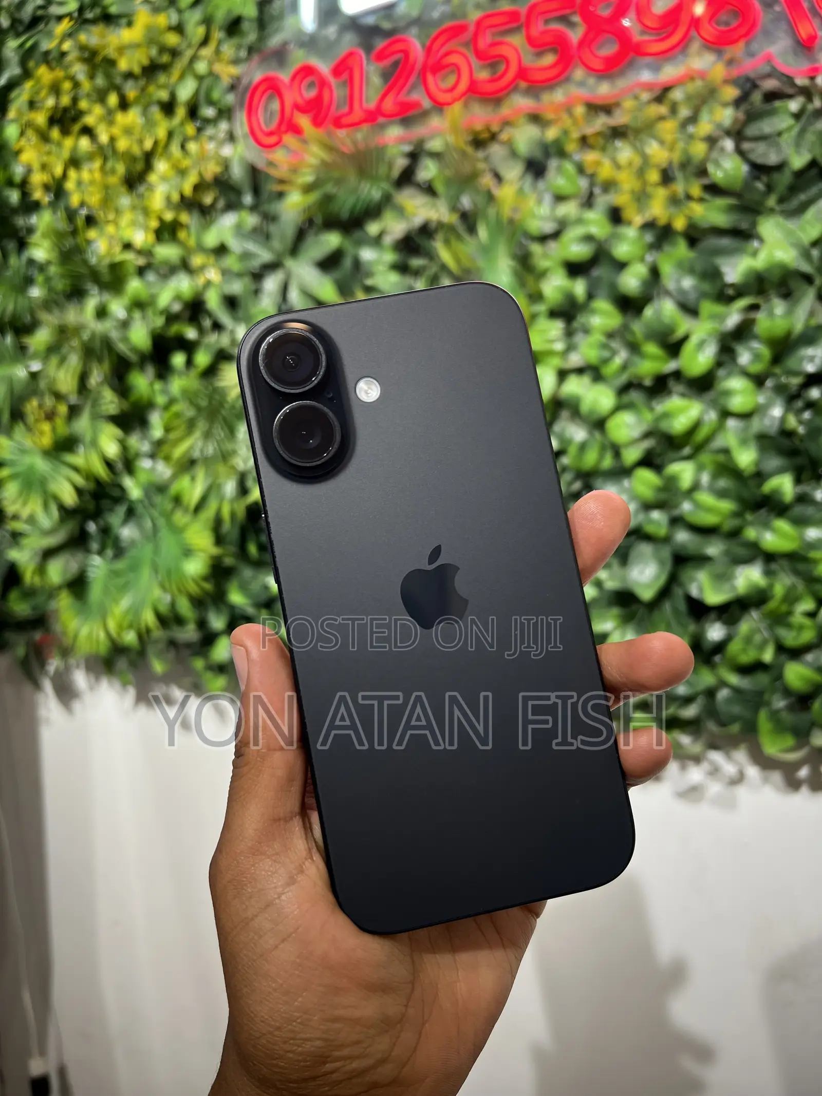 New Apple iPhone 16 128 GB Black