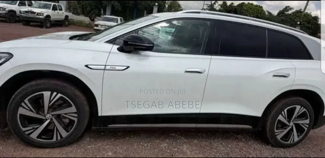Volkswagen ID.6 2024 White