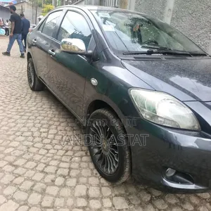 Toyota Yaris 1.3 VVT-i Automatic 2008 Gray