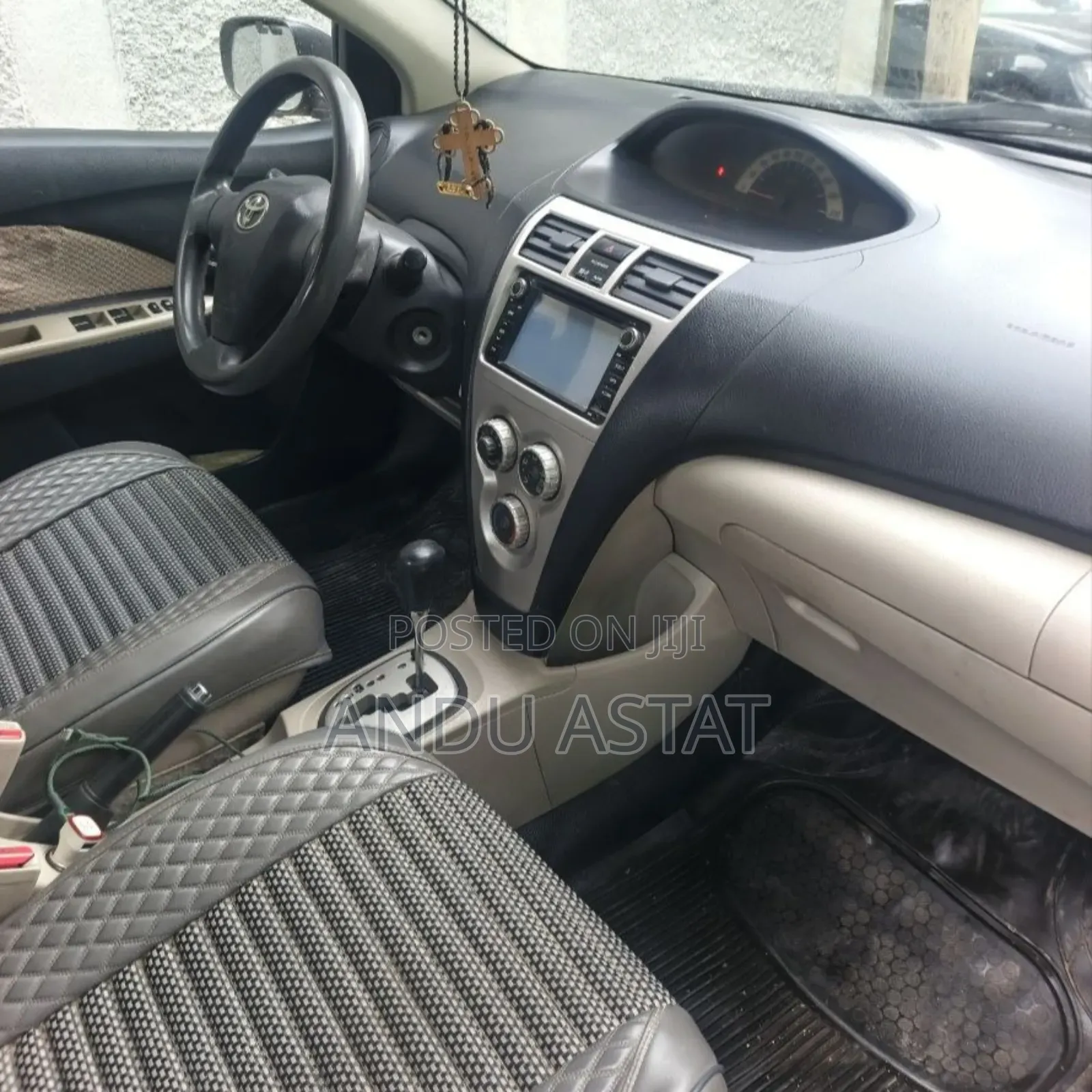 Toyota Yaris 1.3 VVT-i Automatic 2008 Gray