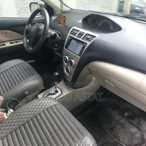 Toyota Yaris 1.3 VVT-i Automatic 2008 Gray