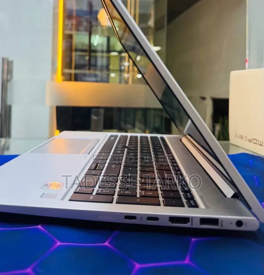 New Laptop HP EliteBook 840 G7 16GB Intel Core i5 SSD 512GB