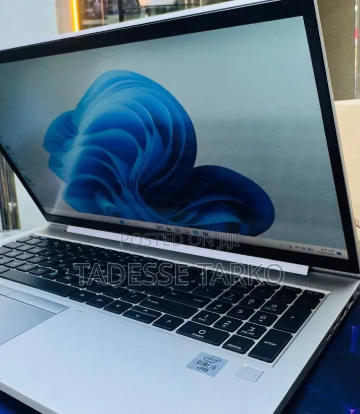 New Laptop HP EliteBook 840 G7 16GB Intel Core i5 SSD 512GB