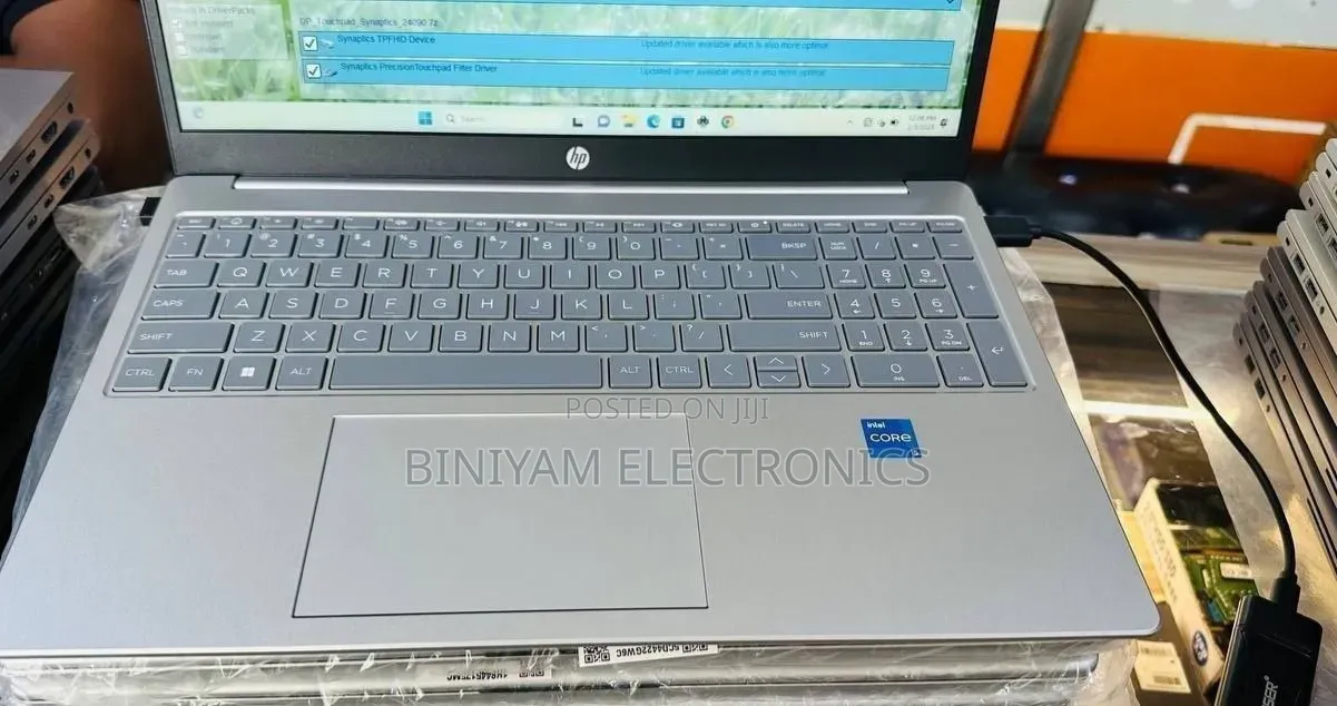 New Laptop HP Stream Notebook 16GB Intel Core i7 SSD 1T