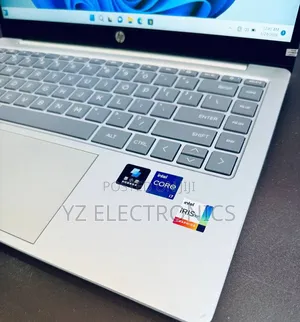 New Laptop HP Stream Notebook 16GB Intel Core i7 HDD 1T