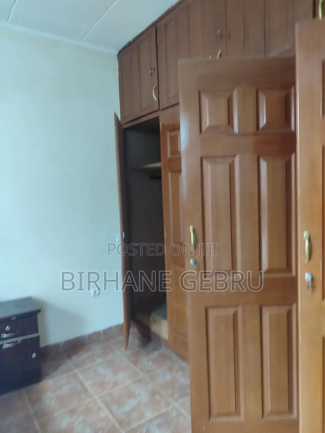 Furnished 6bdrm House in G+2, Bole for rent