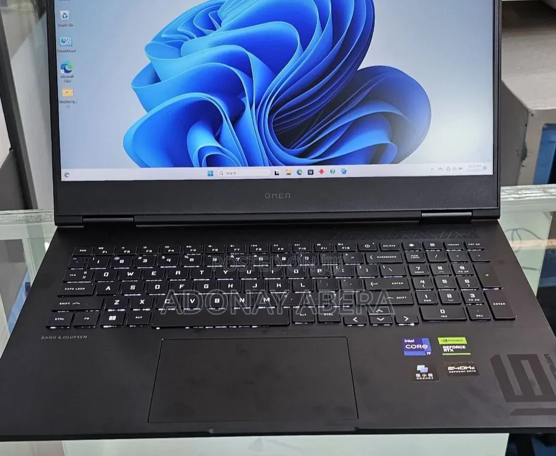 New Laptop HP Omen 16 16GB Intel Core i7 SSD 1T