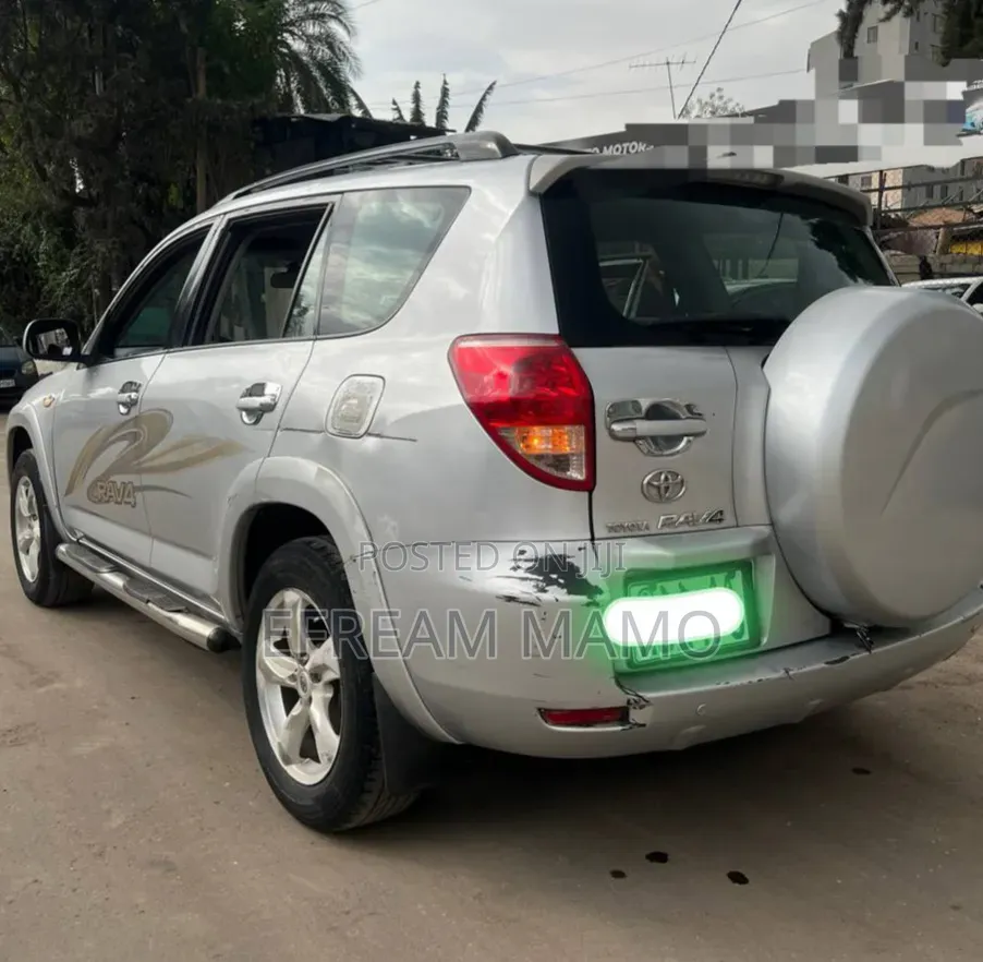 Toyota RAV4 2008 Silver