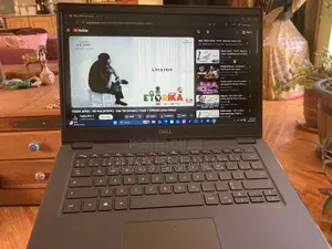 Laptop Dell 8GB Intel Core i5 HDD+SSD 32GB