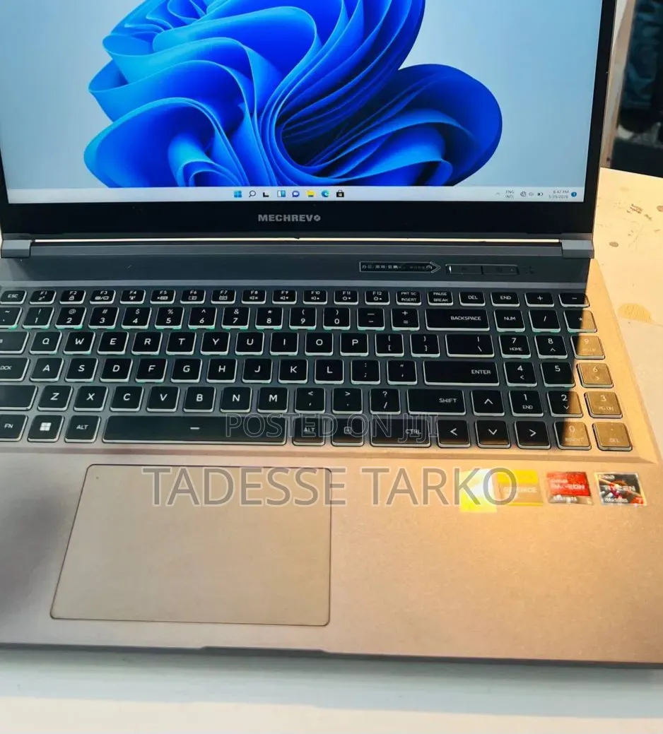 New Laptop Mecer 16GB AMD Ryzen 7 SSD 512GB