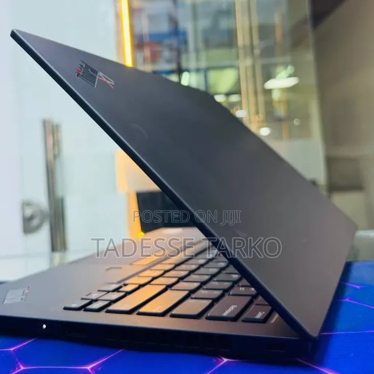 New Laptop Lenovo ThinkPad X1 Carbon 16GB Intel Core i7 SSD 512GB