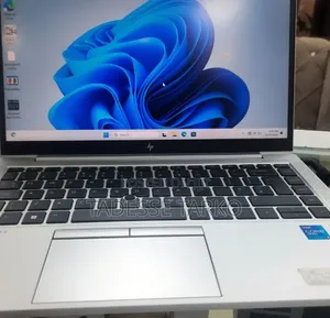New Laptop HP EliteBook 840 G8 16GB Intel Core i5 SSD 512GB