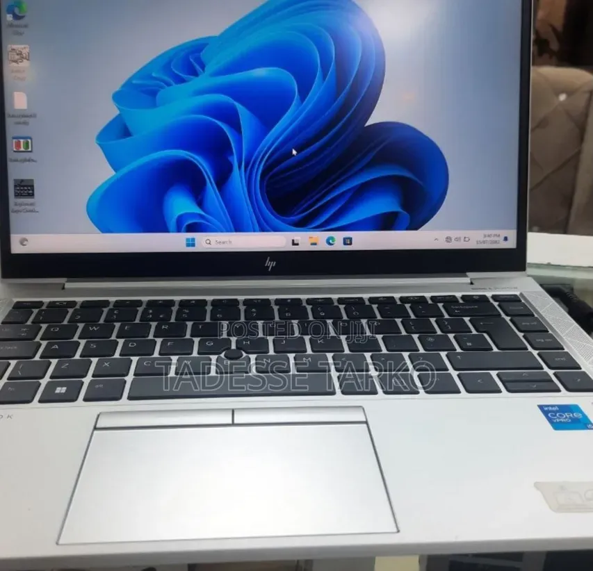 New Laptop HP EliteBook 840 G8 16GB Intel Core i5 SSD 512GB