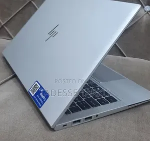 New Laptop HP EliteBook 840 G8 16GB Intel Core i7 SSD 512GB