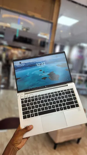 New Laptop HP EliteBook 640 G9 16GB Intel Core i7 SSD 512GB