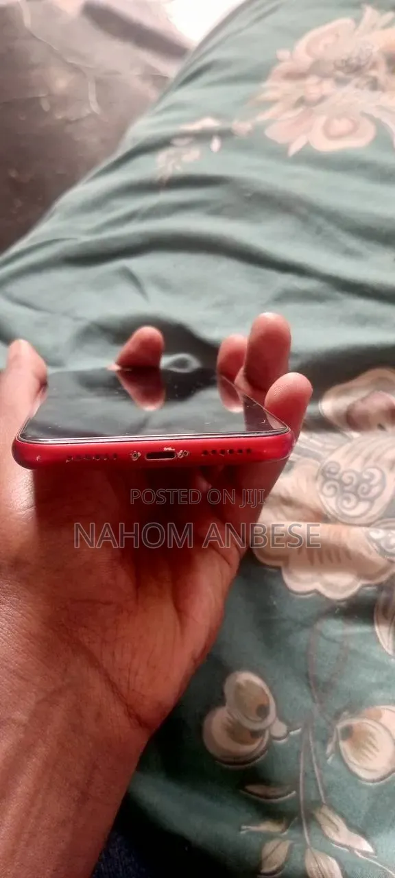 Apple iPhone XR 128 GB Red