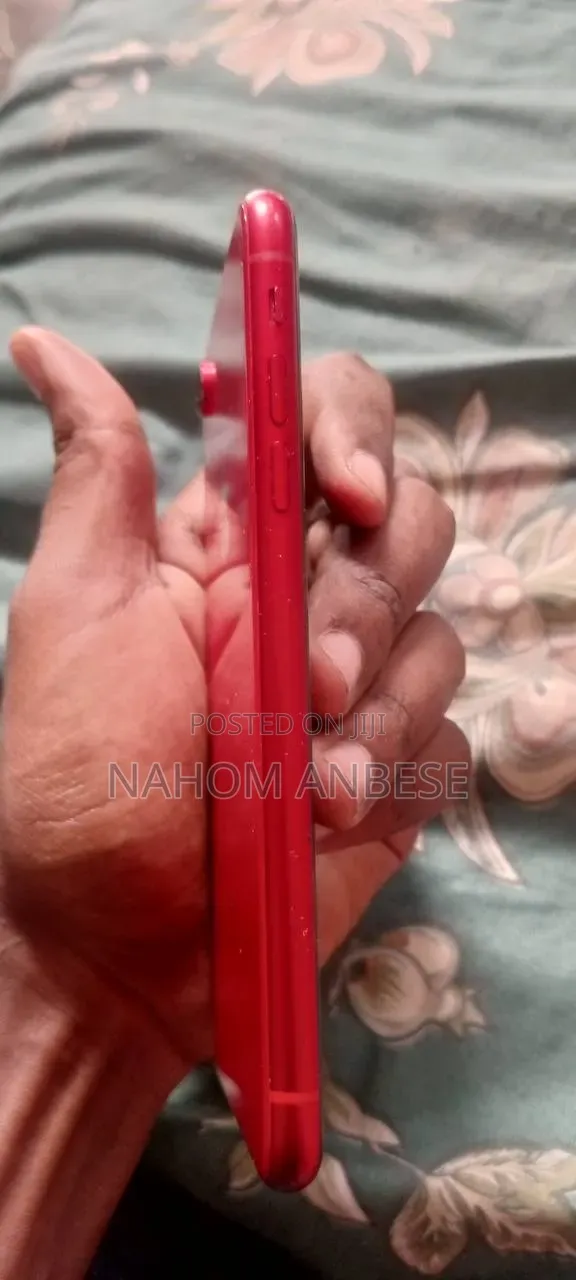 Apple iPhone XR 128 GB Red