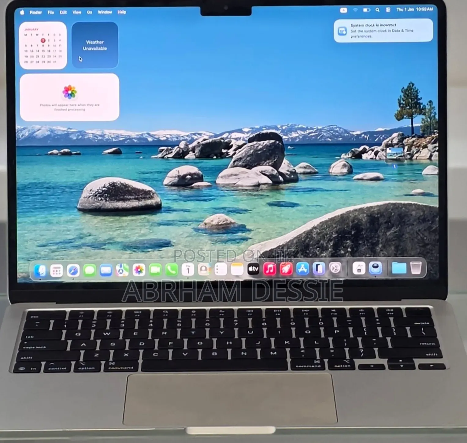 New Laptop Apple MacBook Air 2025 M4 13-inch 16GB Apple M4 SSD 256GB