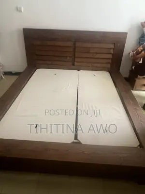 1:50 Wood Bed