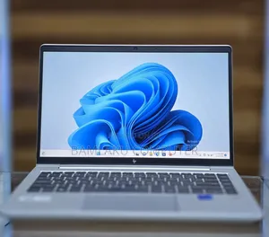 New Laptop HP EliteBook 640 G9 16GB Intel Core i7 SSD 512GB