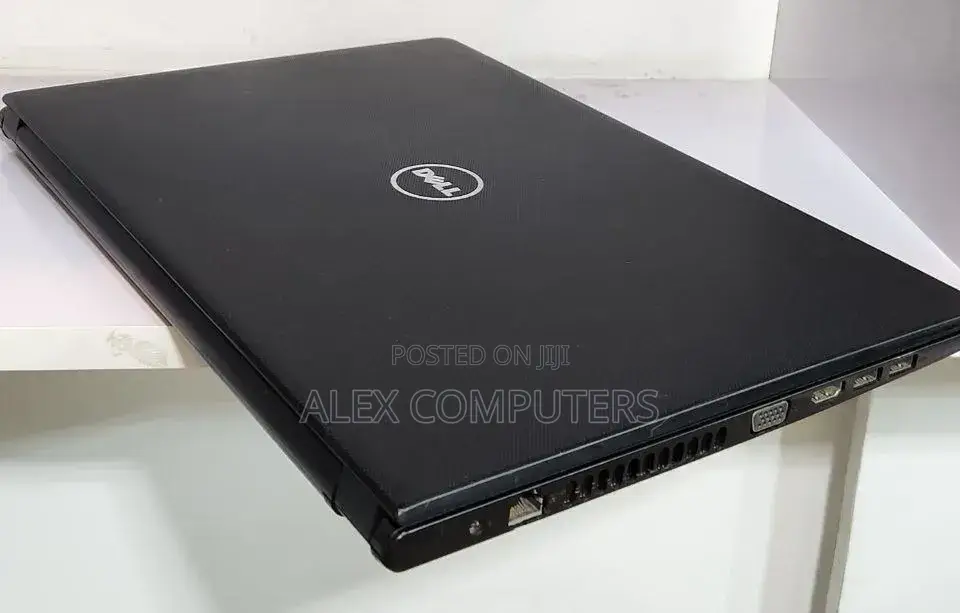 New Laptop Dell Vostro 1015 8GB Intel Core i5 HDD 500GB