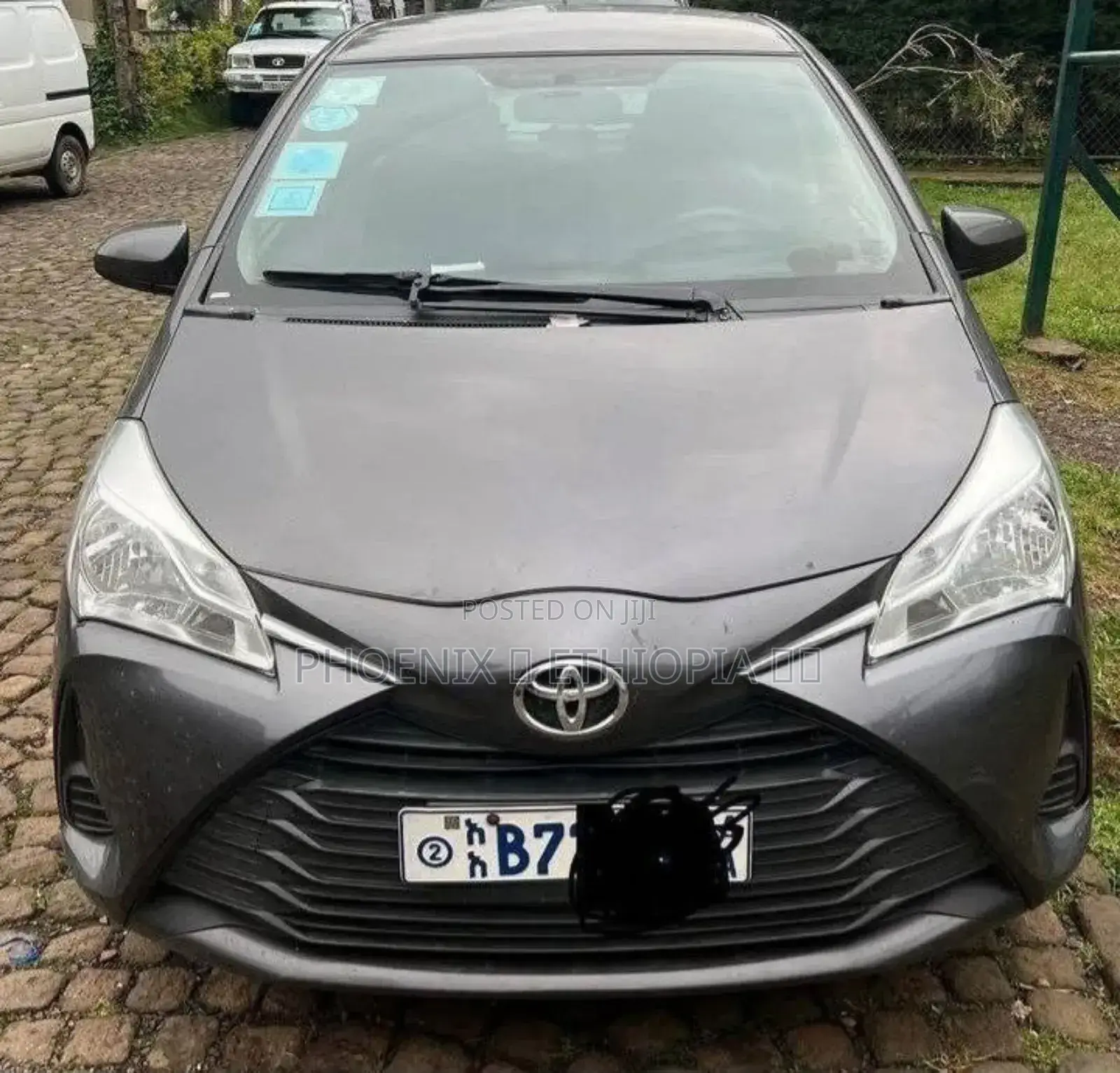 Toyota Yaris 2018 Gray