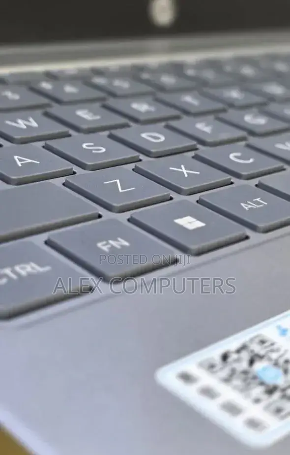 New Laptop HP Stream Notebook 16GB Intel Core i7 SSD 1T