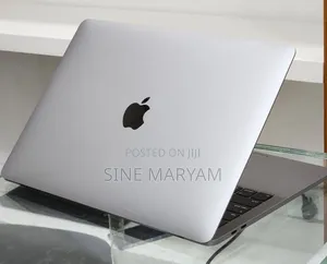 New Laptop Apple MacBook Pro 2019 16GB Intel Core i7 SSD 256GB