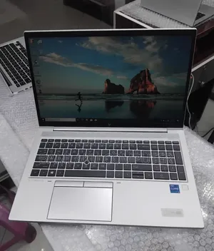 New Laptop HP EliteBook 850 G8 16GB Intel Core i5 SSD 512GB