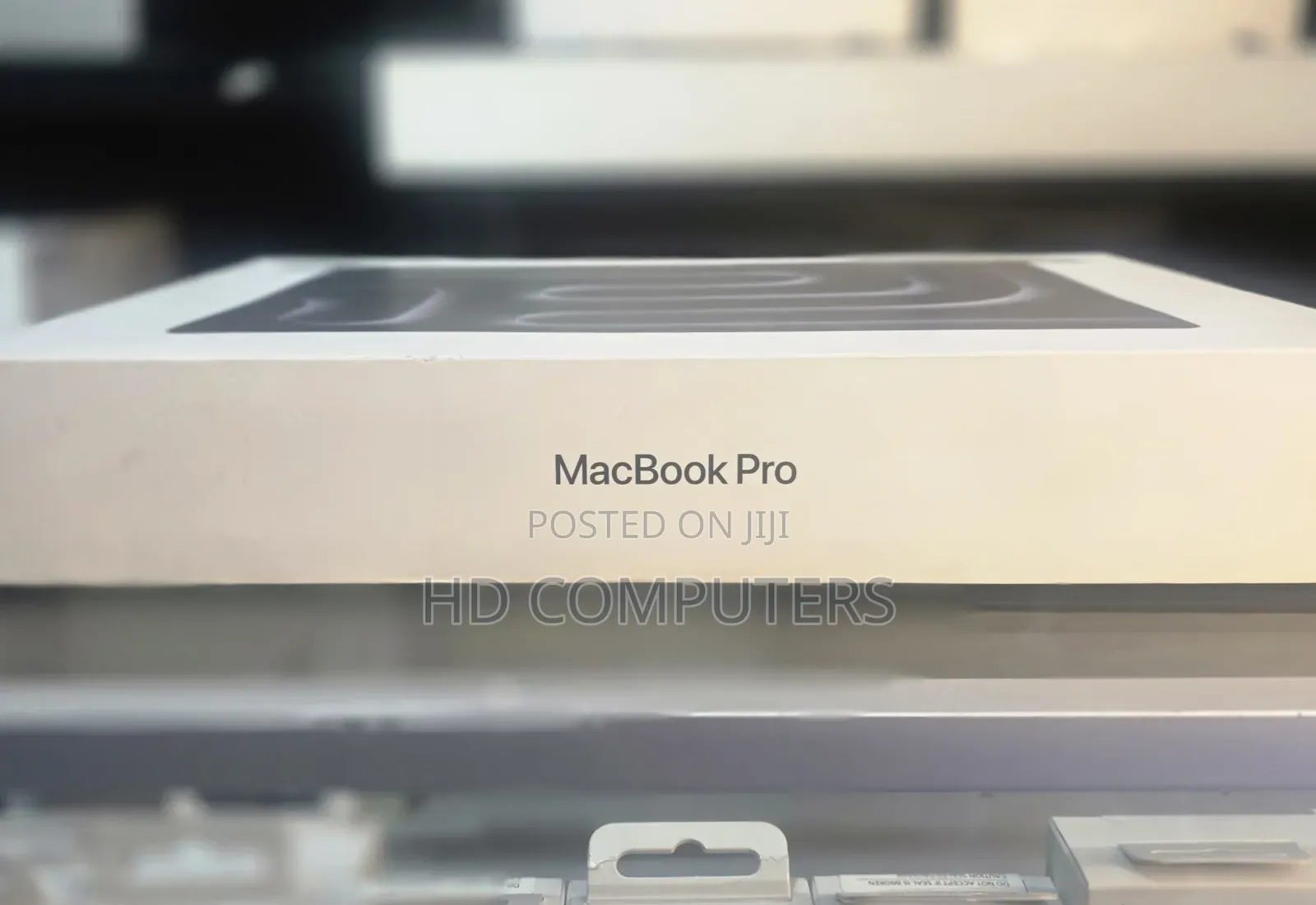 New Apple MacBook Pro 2024 M3 Max 16-inch 32GB Apple M3 Max SSD 1T