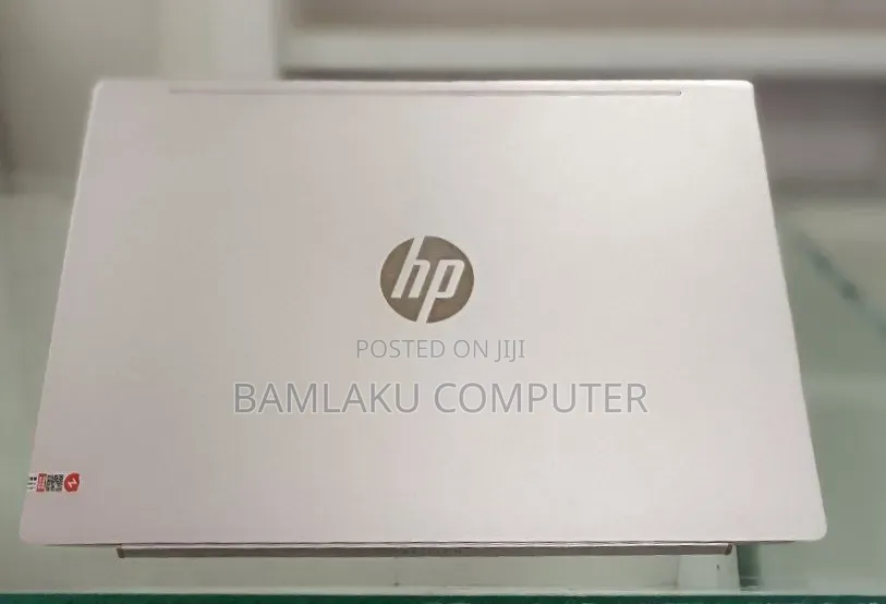 New Laptop HP Pavilion 15 8GB Intel Core i5 SSD 512GB