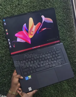 New Laptop Asus ROG Zephyrus G15 16GB Intel Core i7 SSD 1T