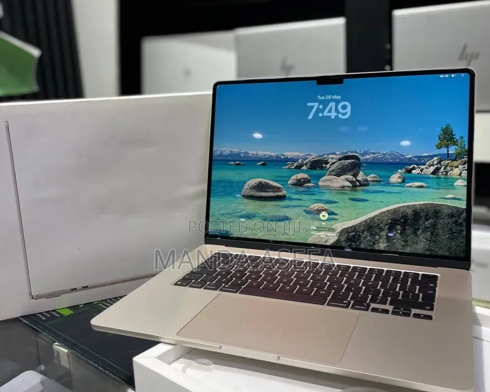 New Laptop Apple MacBook Air 2025 M4 15-inch 16GB Apple M4 SSD 256GB
