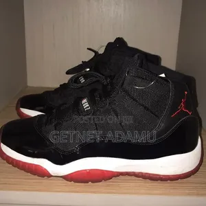 Air Jordan 11