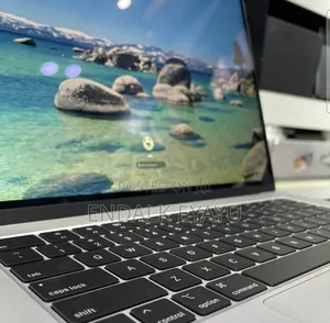 New Laptop Apple MacBook Air 2025 M4 15-inch 24GB Apple M4 SSD 512GB