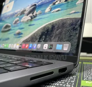 New Laptop Apple MacBook Pro 2023 M3 14-inch 8GB Apple M3 Pro SSD 512GB