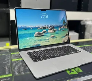 New Laptop Apple MacBook Air 2025 M4 15-inch 24GB Apple M4 SSD 512GB