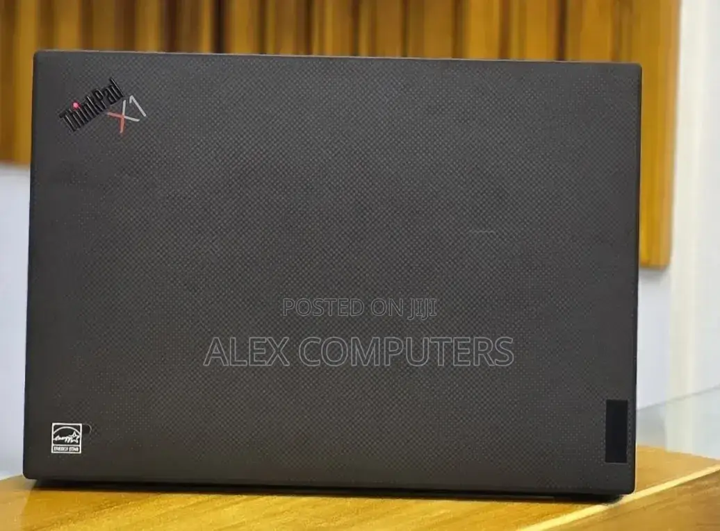 New Laptop Lenovo ThinkPad X1 Carbon 16GB Intel Core i7 SSD 512GB