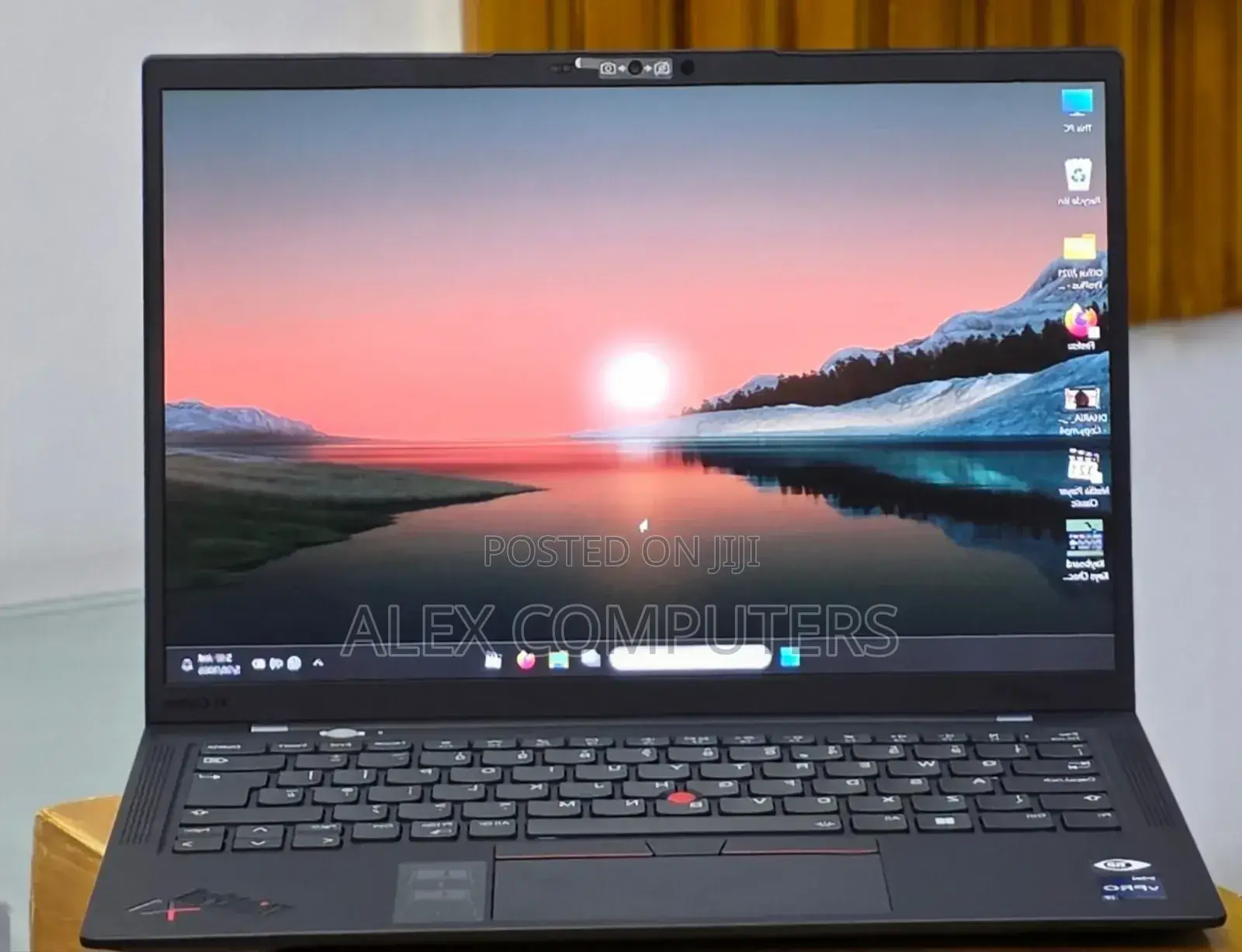 New Laptop Lenovo ThinkPad X1 Carbon 16GB Intel Core i7 SSD 512GB
