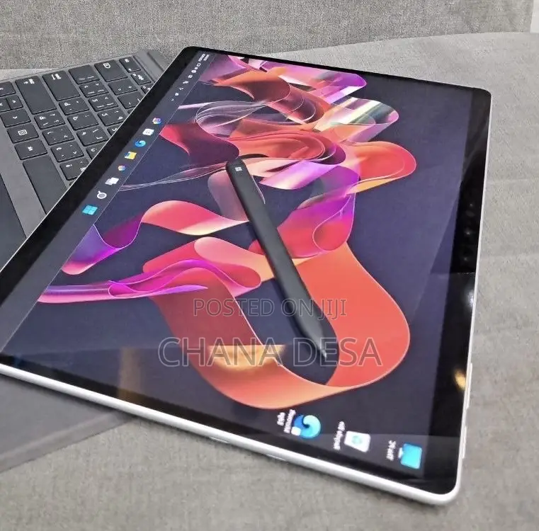 New Microsoft Surface Pro 9 16GB Qualcomm Snapdragon X Plus SSD 512GB