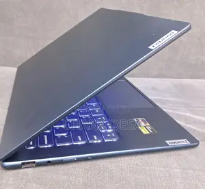New Laptop Lenovo 16GB AMD Ryzen 7 SSD 512GB