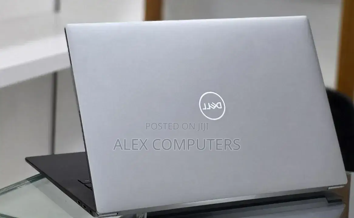 New Laptop Dell Precision 5540 16GB Intel Core i7 SSD 512GB