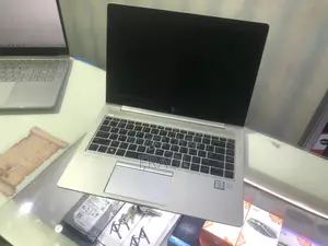 New Laptop HP 240 G5 8GB Intel Core i5 SSD 512GB