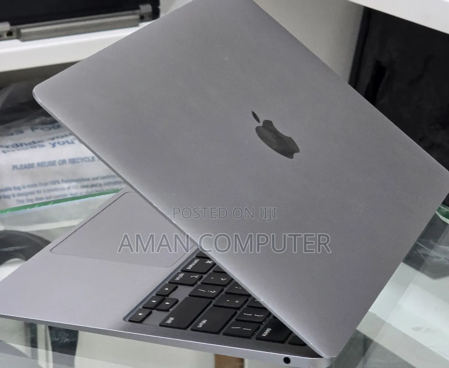 New Laptop Apple MacBook Air 2020 M1 8GB Apple M1 SSD 256GB