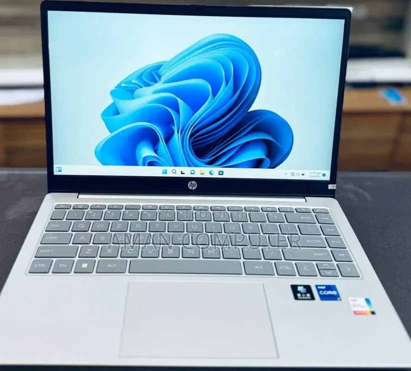 New Laptop HP Stream Notebook 16GB Intel Core i7 SSD 1T