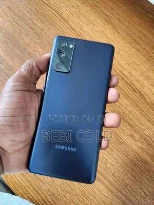 New Samsung Galaxy S20 FE 5G 128 GB Blue