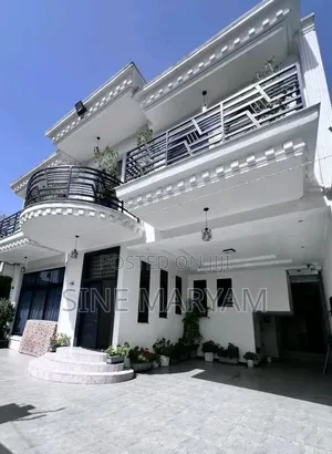 Furnished 7bdrm Villa in Bole for sale