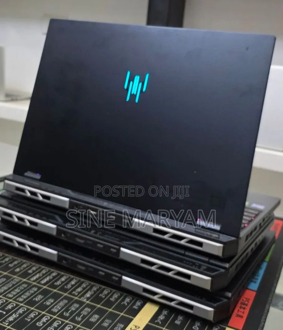 New Laptop Acer Predator Helios Neo 16 16GB Intel Core i9 SSD 1T