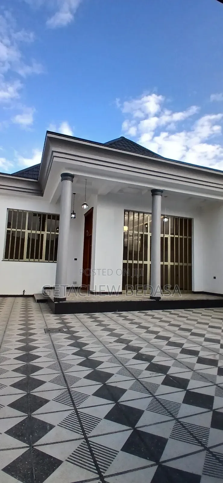 Furnished 6bdrm House in Ccd, Oromia-Finfinne for sale